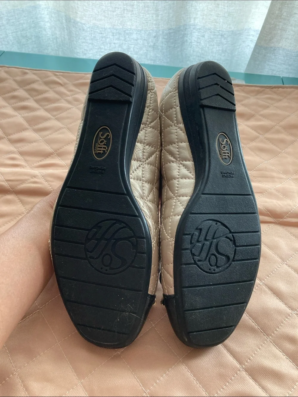 Women's Two-Tone Quilted Ballet Flats in Black and Cream